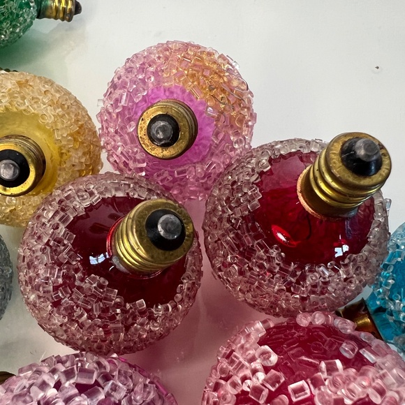 1960’s Christmas Ice Glo Frosted Sugar Bulbs RARE ALL WORK Large Lot of 31 - Picture 9 of 15